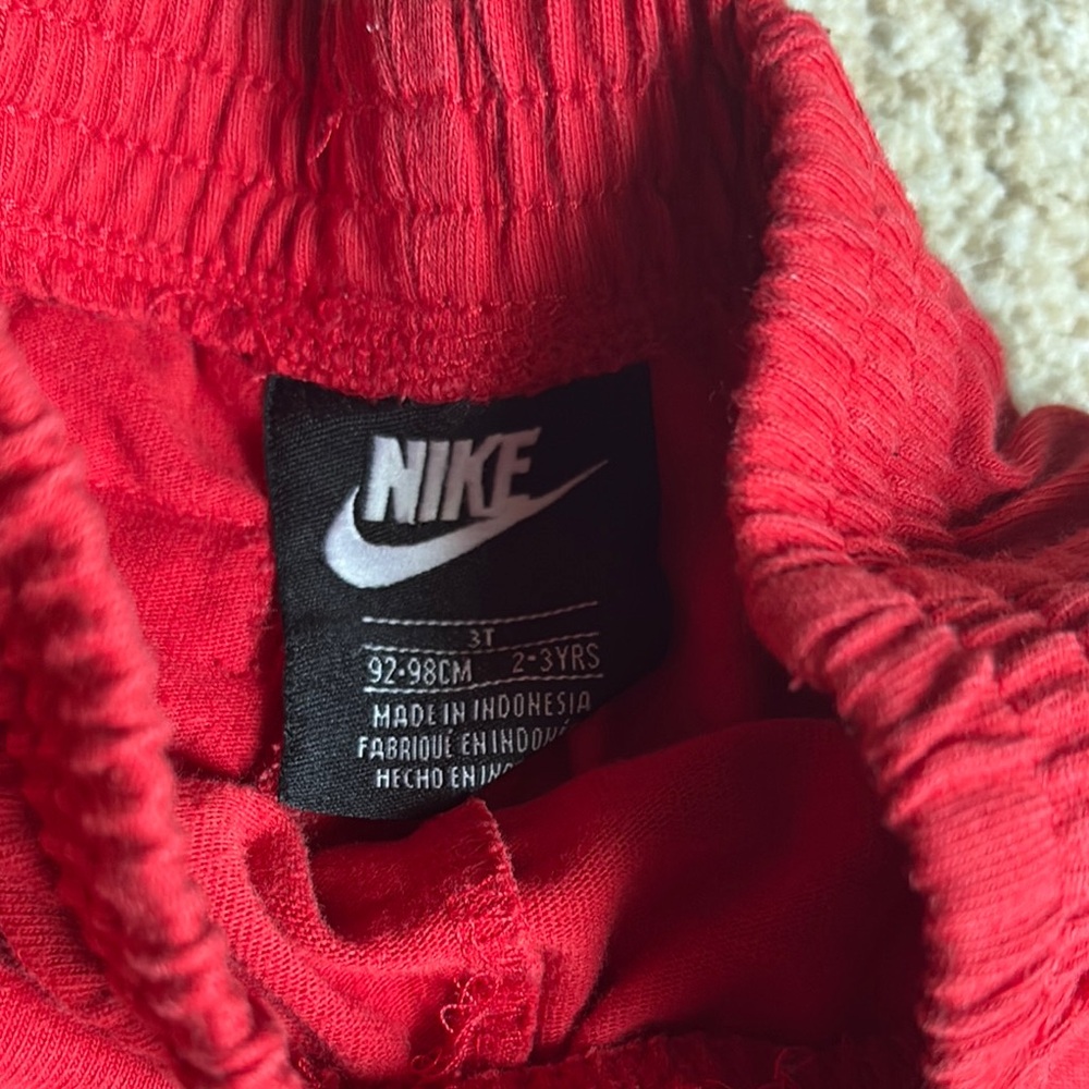 Nike Kids Bundle - Picture 5 of 5